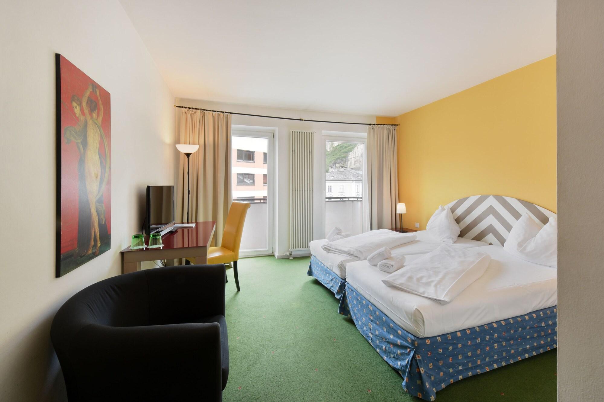 Hotel Neutor Express Salzburg Bagian luar foto